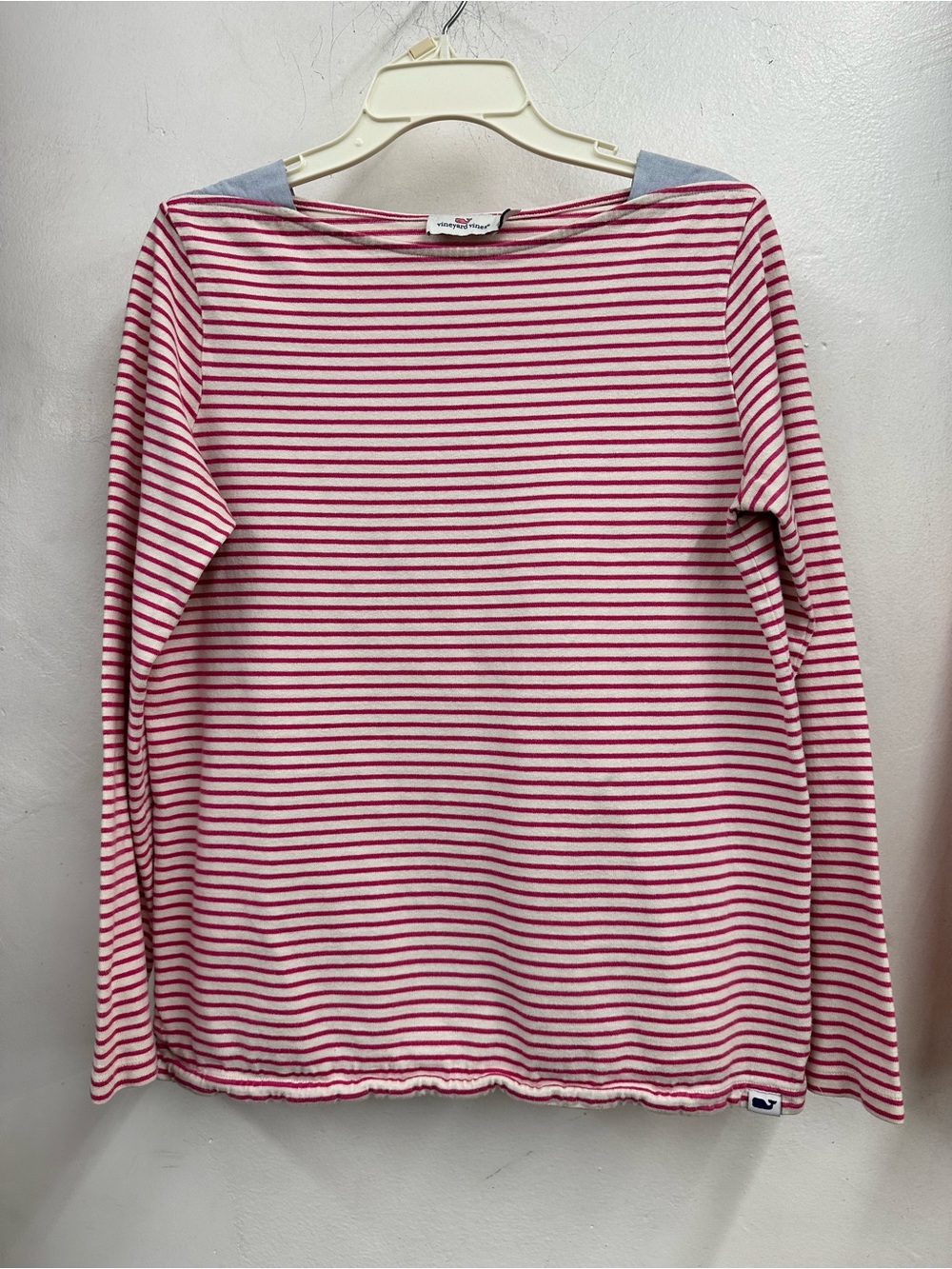 Vineyard vines boatneck women’s striped t shirt oxford shoulder whale logo Med